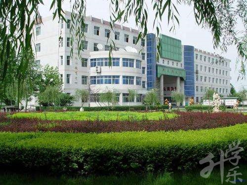石傢(jia)莊市(shi)職業技(ji)術(shù)教育中(zhong)心