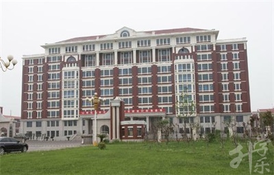 天津市(shi)東麗區(qu)職業教育中(zhong)心學(xué)校